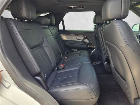 Used 2025 Land Rover Range Rover Sport SE AWD/4WD image 21