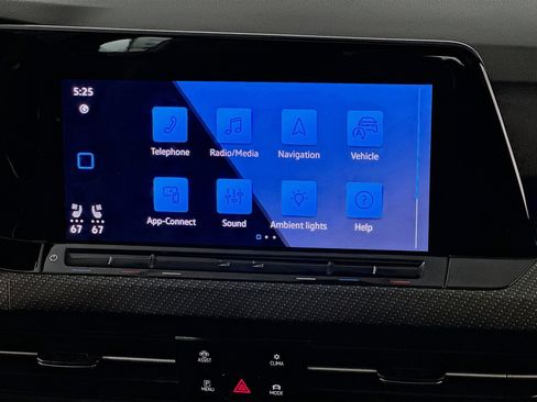 Used 2024 Volkswagen Golf R 2.0L TSI 4MOTION 7-Speed DSG T image 12