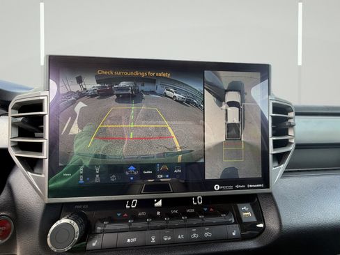 Used 2022 Toyota Tundra SR5 image 17