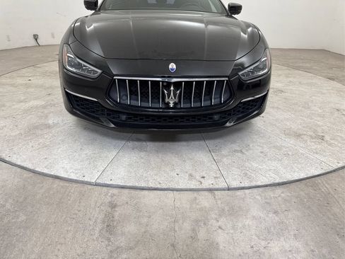 Used 2019 Maserati Ghibli S GranLusso RWD image 16