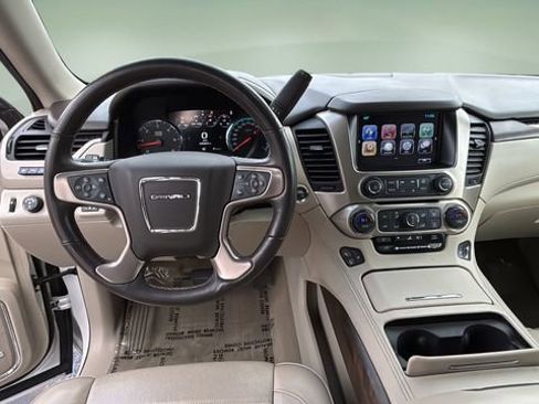 Used 2018 GMC Yukon Denali w/ Open Road Package image 9