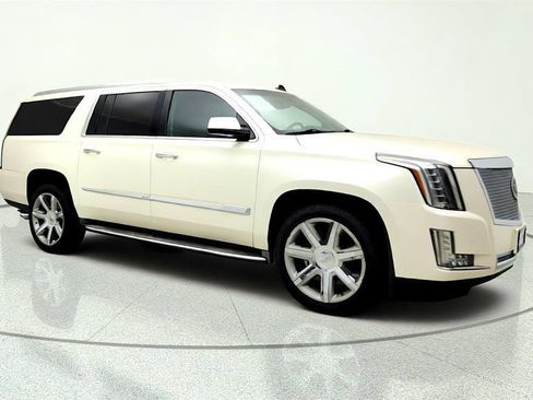 Used 2015 Cadillac Escalade ESV Premium AWD/4WD image 3