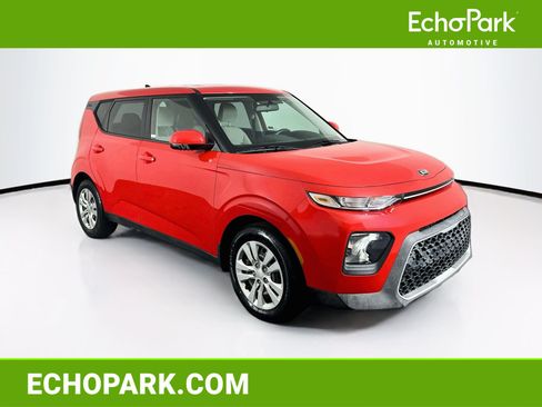Used 2021 Kia Soul LX FWD image 1