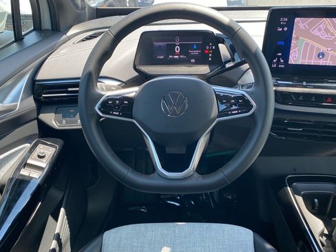 Certified 2023 Volkswagen ID.4 2WD image 6