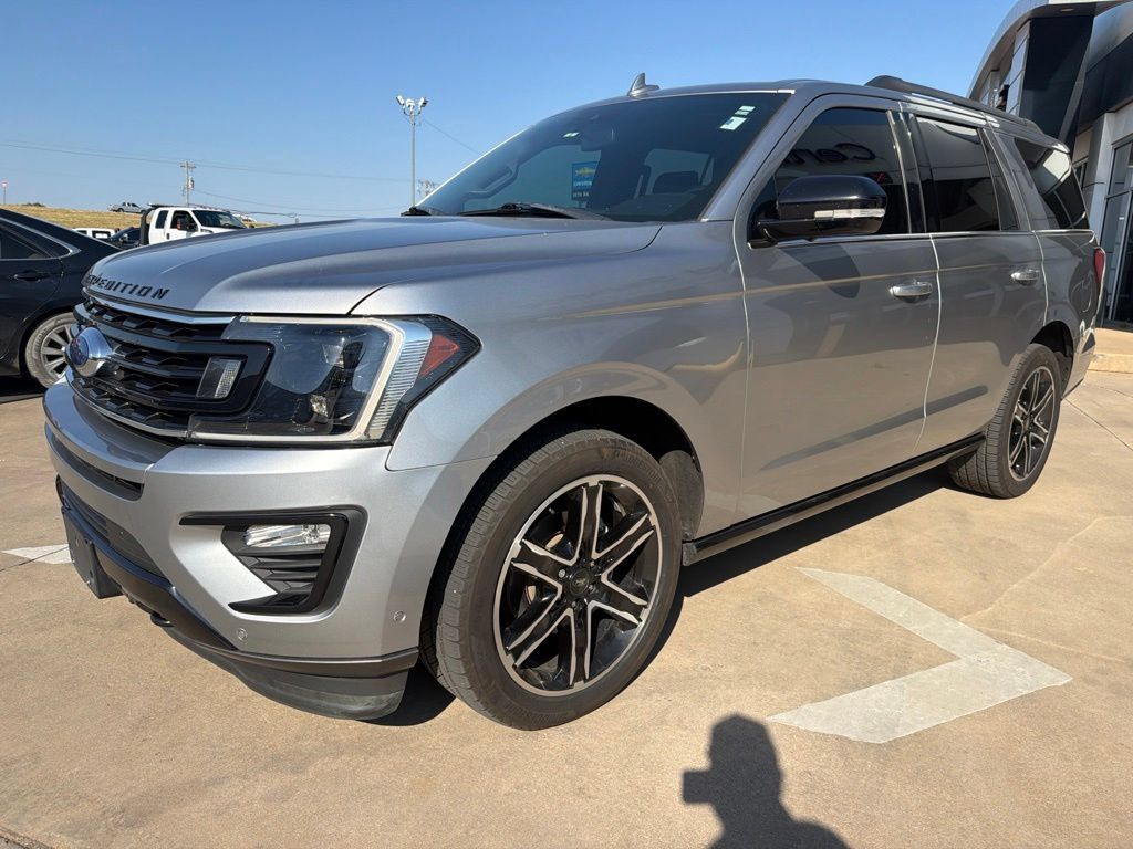 Used 2020 Ford Expedition Limited w/ Equipment Group 303A AWD/4WD image 7