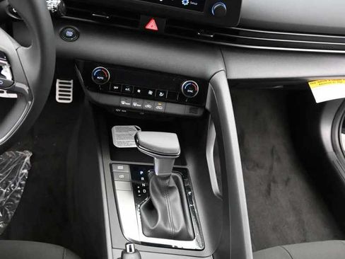 New 2026 Hyundai Elantra Sport FWD image 22
