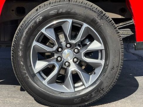 Used 2023 Chevrolet Silverado 1500 LT image 11