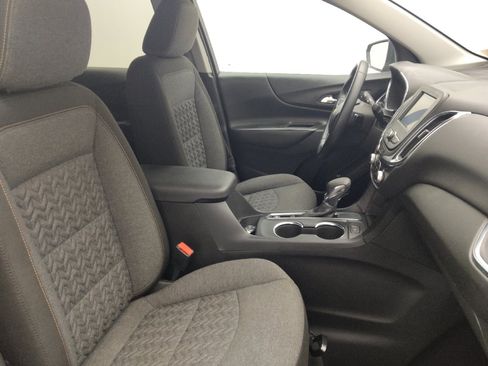 Used 2024 Chevrolet Equinox LT image 21