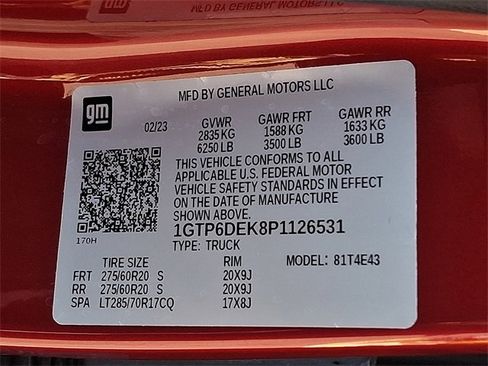 Used 2023 GMC Canyon AT4 w/ Canyon Safety Plus Package image 27