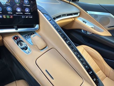 Used 2023 Chevrolet Corvette Stingray w/ Z51 Performance Package image 13