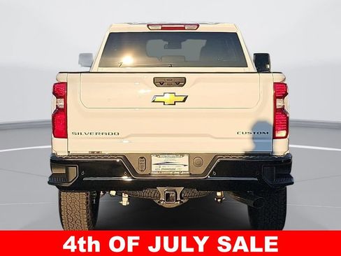 New 2026 Chevrolet Silverado 2500 Custom w/ Custom Value Package AWD/4WD image 4