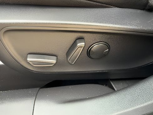 Certified 2023 Ford Escape ST-Line Elite w/ Premium Technology Package AWD/4WD image 23