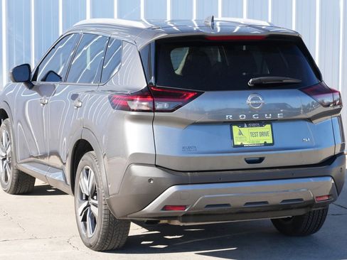 Used 2023 Nissan Rogue SL w/ SL Premium Package FWD image 49