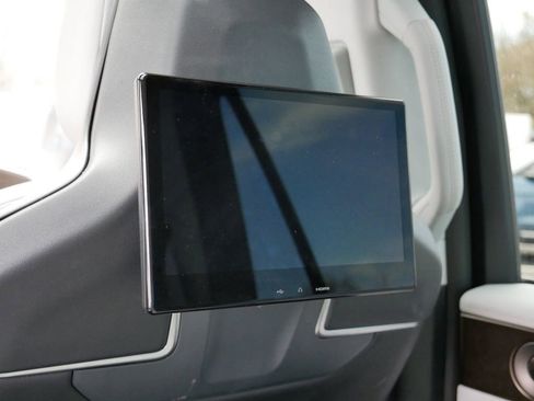 Certified 2025 Lincoln Navigator L Black Label w/ Black Label Special Edition image 16