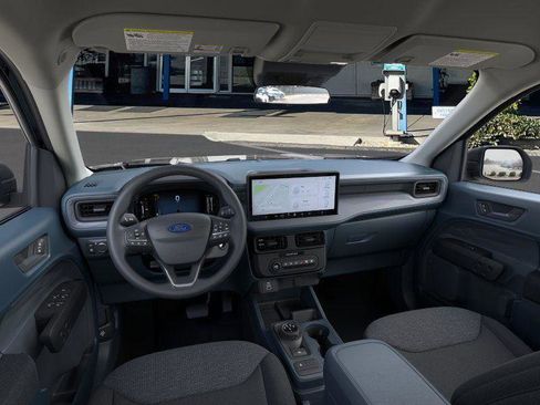 New 2025 Ford Maverick XL image 9