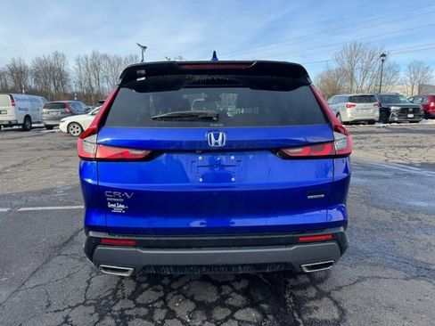 Used 2024 Honda CR-V Sport Touring image 3