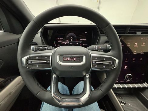 New 2026 GMC Terrain Elevation w/ Black Edition image 18