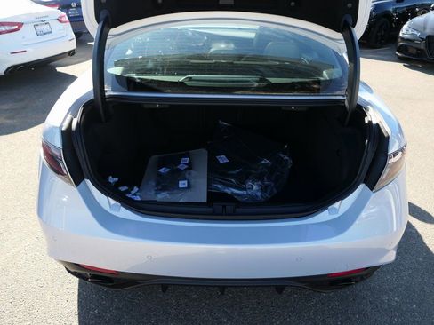 New 2025 Alfa Romeo Giulia AWD image 23