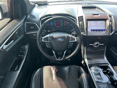 Certified 2020 Ford Edge ST w/ Equipment Group 401A AWD/4WD image 4