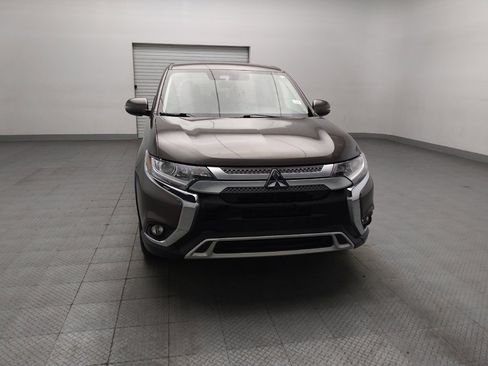 Used 2020 Mitsubishi Outlander SE FWD image 14
