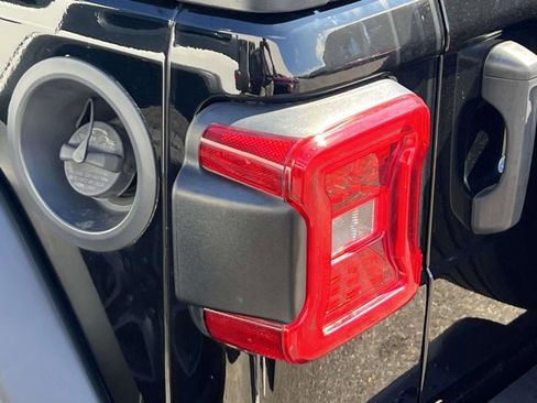 Certified 2021 Jeep Wrangler Unlimited Sport image 8