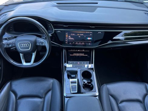 Used 2019 Audi Q8 Premium Plus w/ Premium Plus AWD/4WD image 13