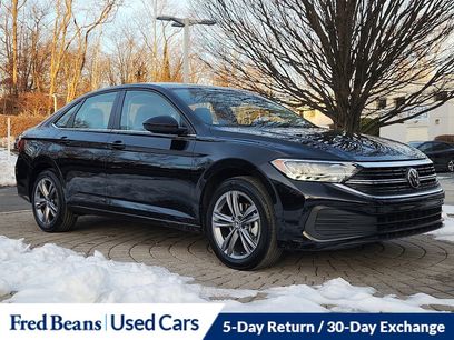 Certified 2022 Volkswagen Jetta SE w/ Panoramic Sunroof Package