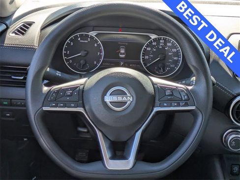 Used 2024 Nissan Sentra SV image 17