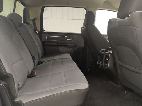 Used 2019 RAM 1500 Big Horn AWD/4WD image 19