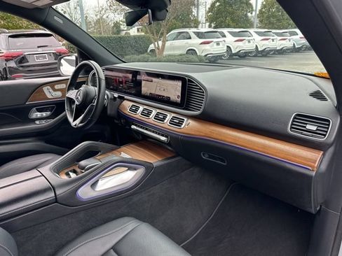 Certified 2025 Mercedes-Benz GLE 450 4MATIC image 34
