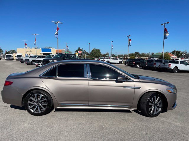 Used 2019 Lincoln Continental Premiere FWD image 12