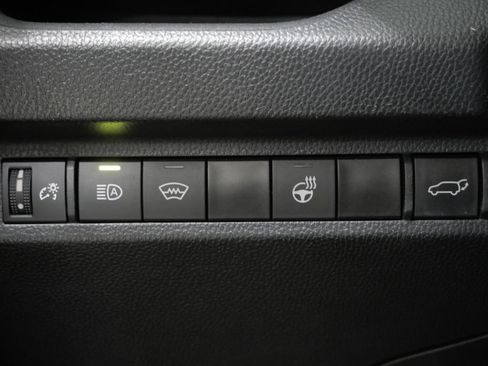 Used 2023 Toyota RAV4 XLE Premium AWD/4WD image 15
