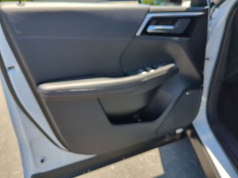 New 2026 Mitsubishi Outlander LE FWD image 12