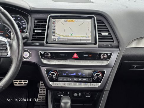 Used 2018 Hyundai Sonata Limited w/ Cargo Package FWD image 20