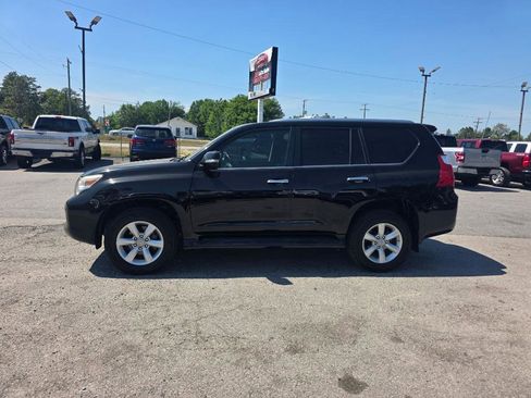 Used 2011 Lexus GX 460 Premium w/ Comfort Plus Pkg image 2