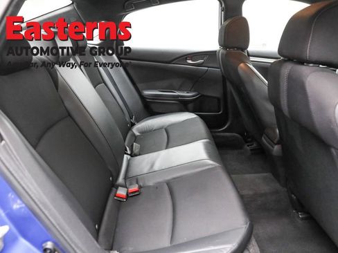 Used 2019 Honda Civic Sport image 22