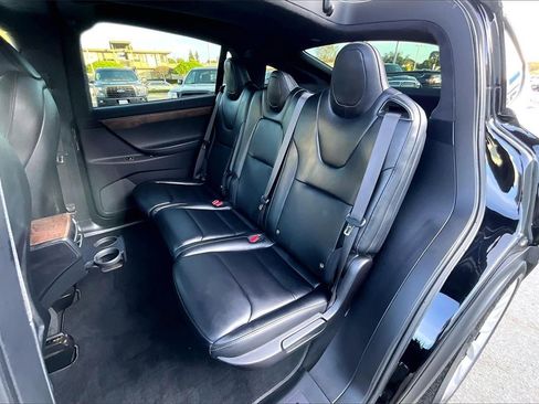 Used 2020 Tesla Model X Long Range image 22