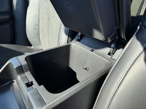 New 2025 Jeep Grand Cherokee Altitude image 26