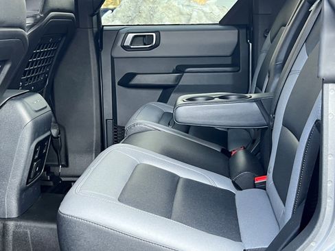 Used 2024 Ford Bronco Big Bend image 14