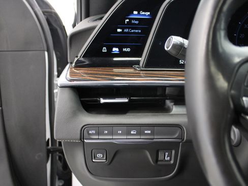 Certified 2023 Cadillac Escalade Premium Luxury image 23