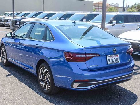 Used 2022 Volkswagen Jetta SEL FWD image 7