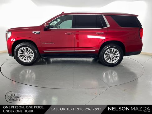 Used 2021 GMC Yukon SLT w/ SLT Premium Package image 9