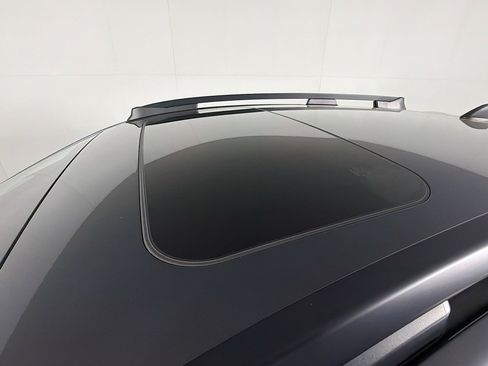 Used 2024 Subaru Crosstrek 2.0i Premium image 15