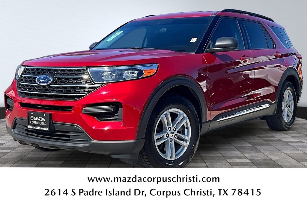 Used 2024 Ford Explorer XLT RWD image 1