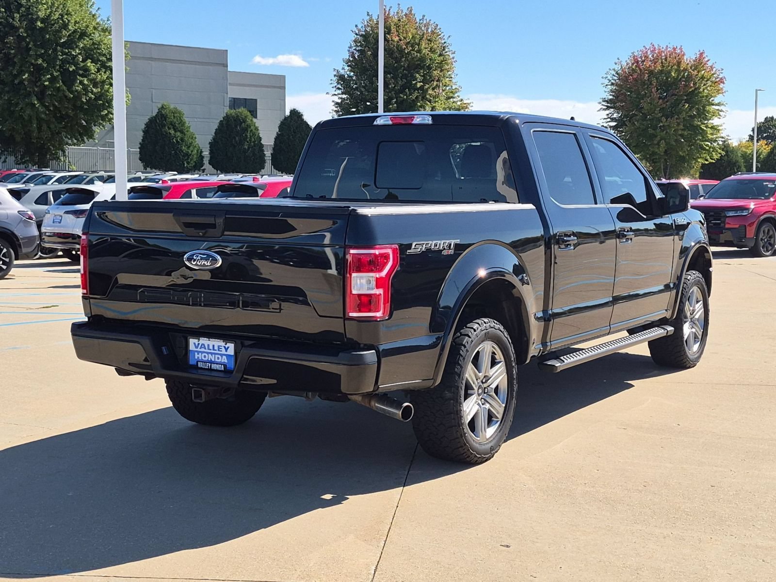 Used 2019 Ford F150 XLT w/ Equipment Group 302A Luxury AWD/4WD image 6
