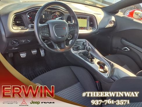 Certified 2022 Dodge Challenger R/T w/ Blacktop Package image 17