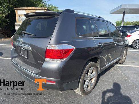 Used 2012 Toyota Highlander Limited w/ Tow Pkg AWD/4WD image 5