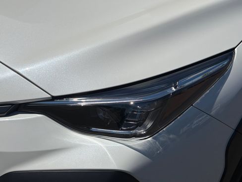 Certified 2025 Subaru Crosstrek 2.5i Limited AWD/4WD image 9
