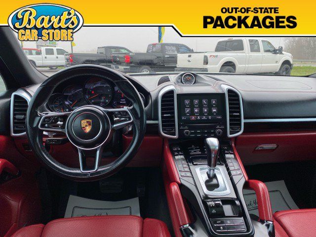 Used 2017 Porsche Cayenne Platinum Edition AWD/4WD image 22