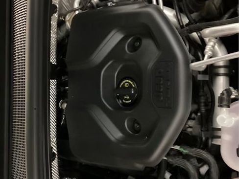 Used 2023 Jeep Grand Cherokee Overland image 30